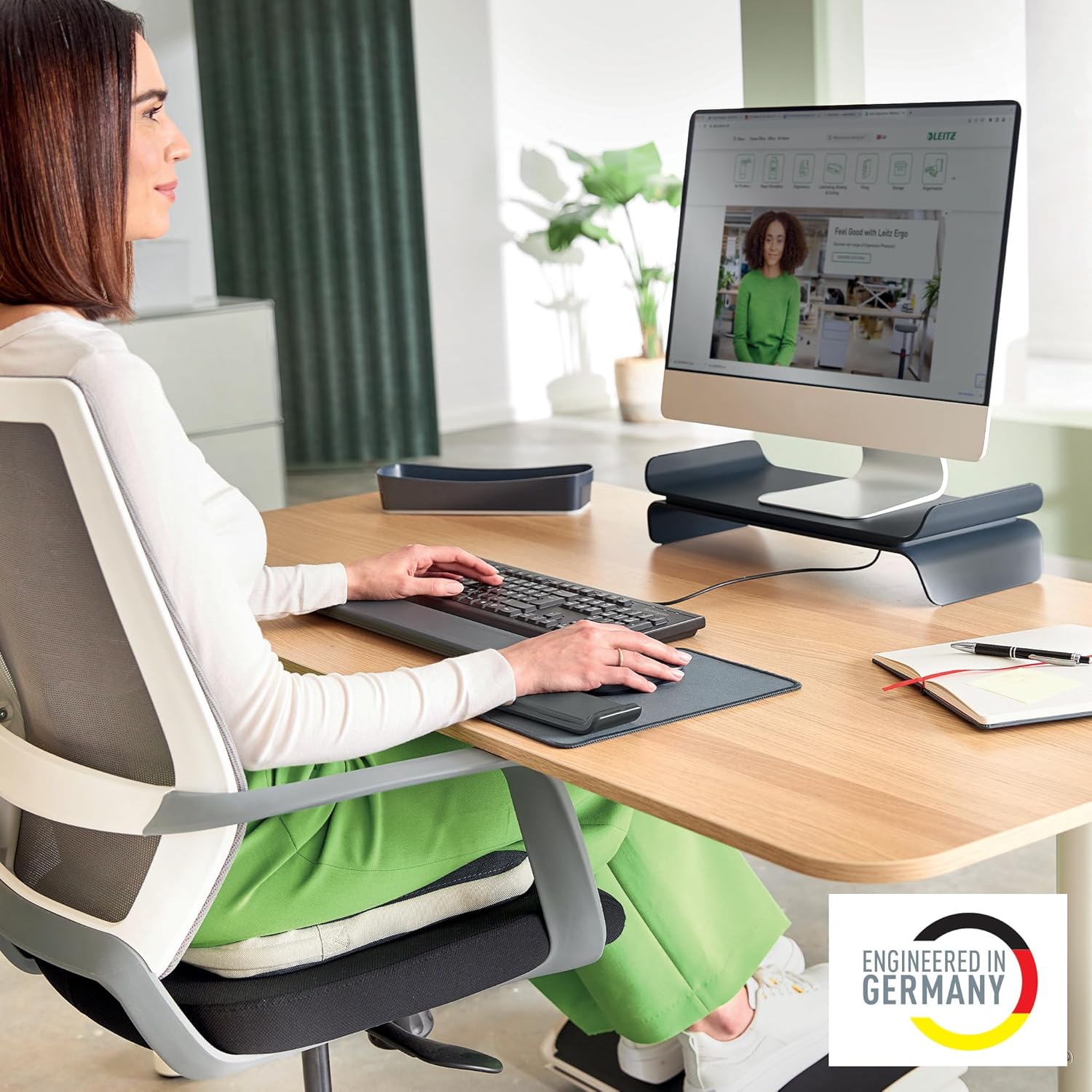 Leitz Ergo 65170089 Mouse Mat with Adjustable Wrist Rest, Two Height Settings, Improves Posture & Blood Circulation, Computer Mouse Pad, Ergo Series, Velvet Grey\/White - Image 4