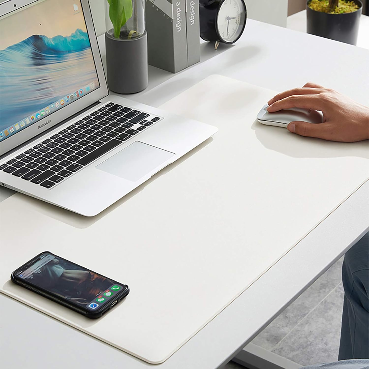 Nileco Large Pu Leather Mouse Pad,Waterproof Matte Surface Multi Function Mouse Mat for Computer PC Laptop Computer Desk Pad-Black 50x100x0.3cm - Image 9